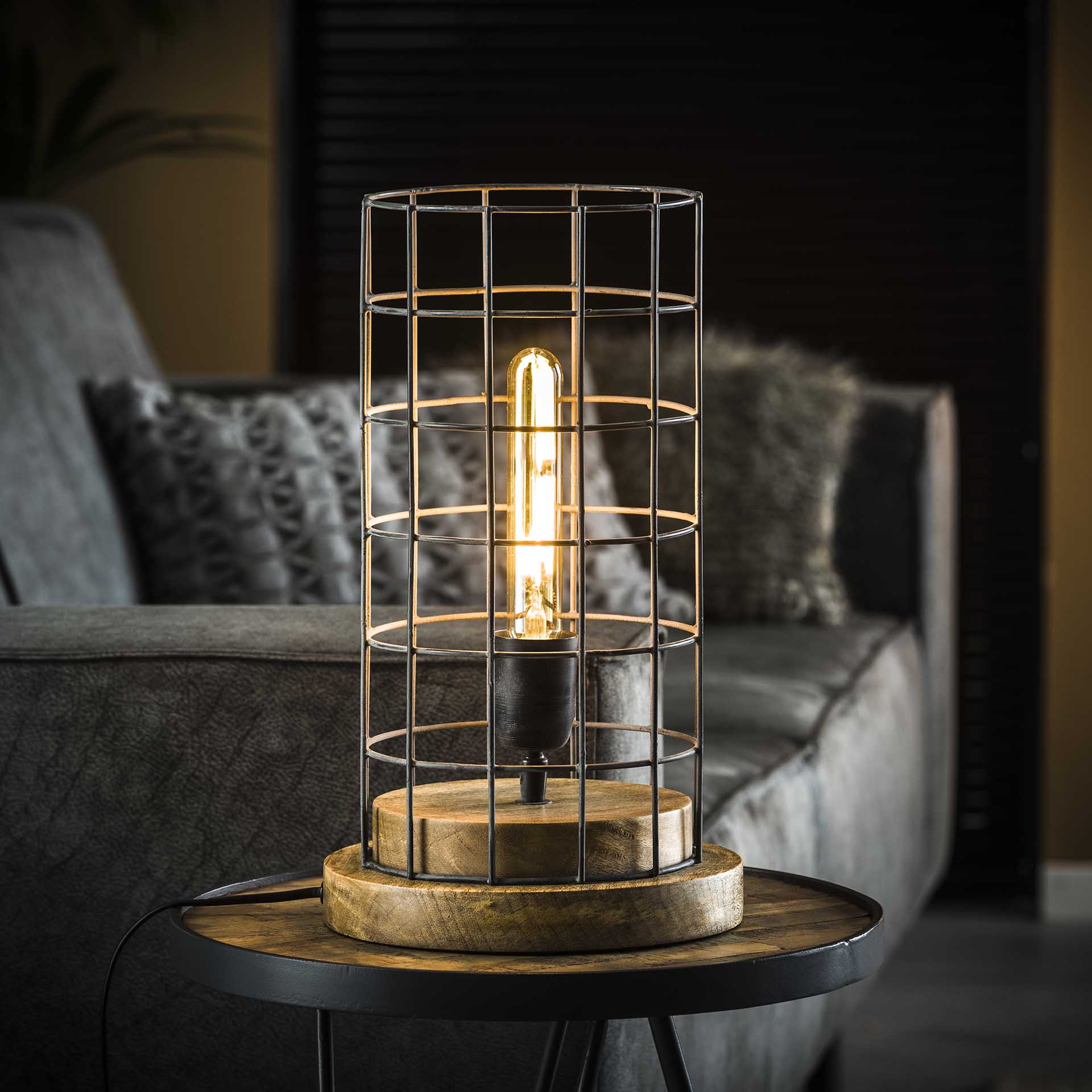 Lampe à poser industrielle grillagée socle bois RALF Lampes à poser