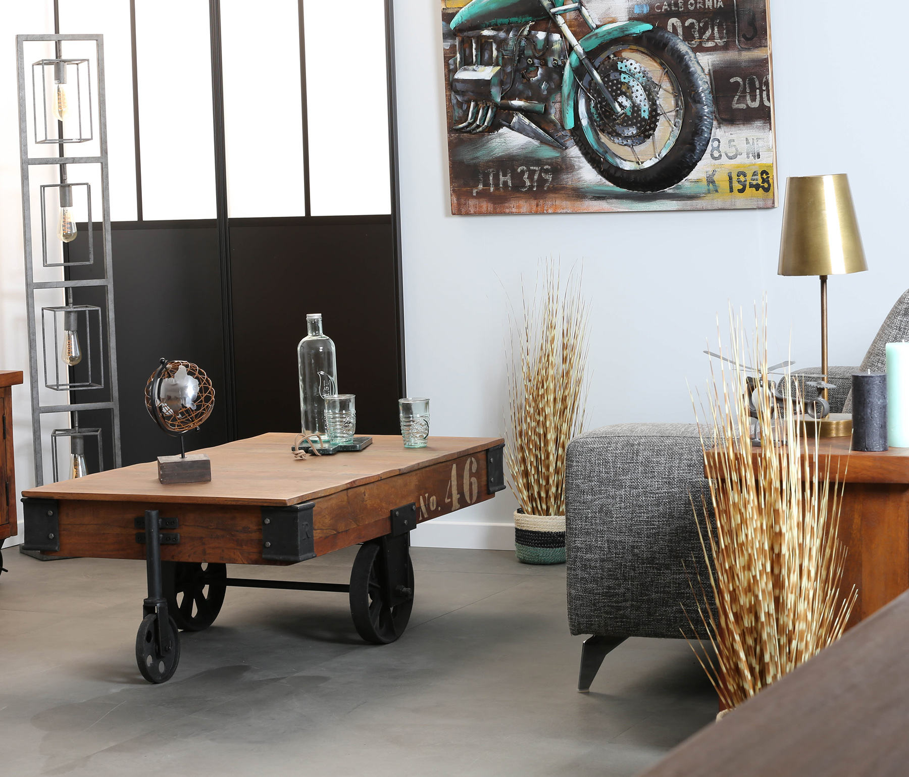 Table basse industrielle vintage bois recyclé roues LEEDS Tables