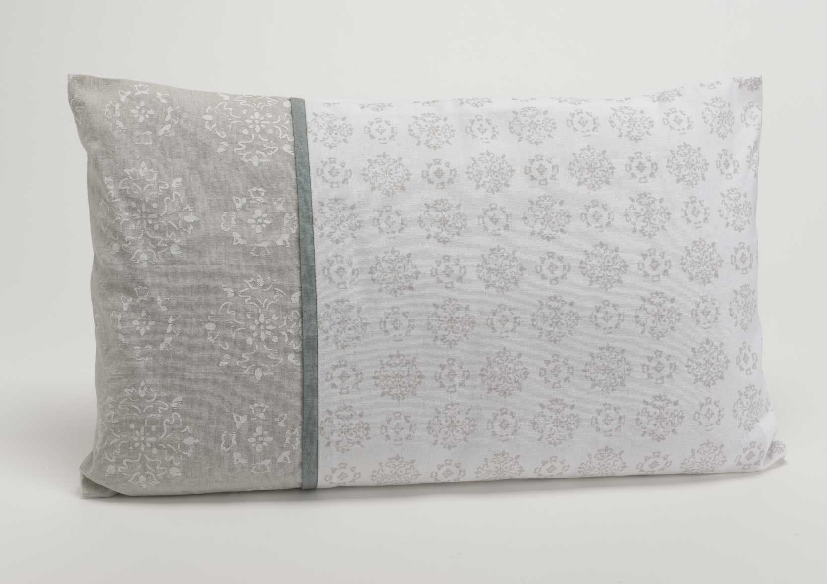 Coussin Déco Paris Prix 30x50 Cm - Motif Feuilles, écru, Housse Coton Recyclé, Déhoussable