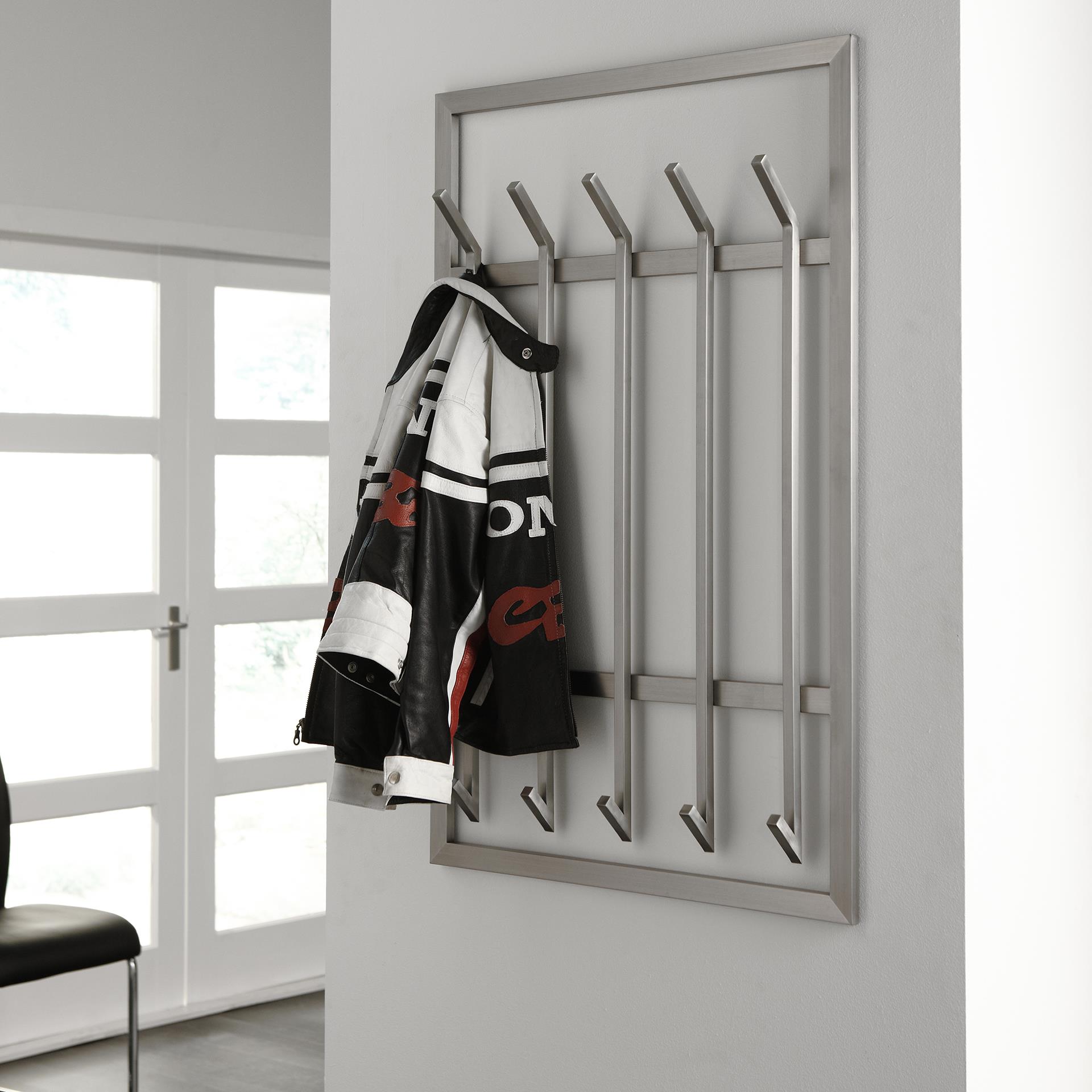 Apportez Robustesse Et Style Avec Un Porte Manteau Mural Métal – Patère Murale